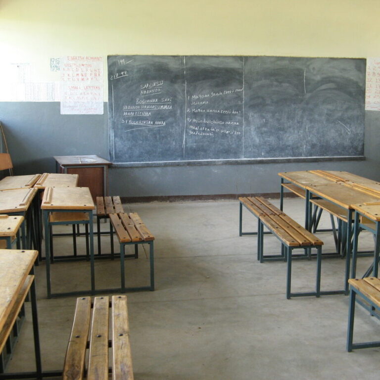 Klassenraum in der Gambela Lower Primary School