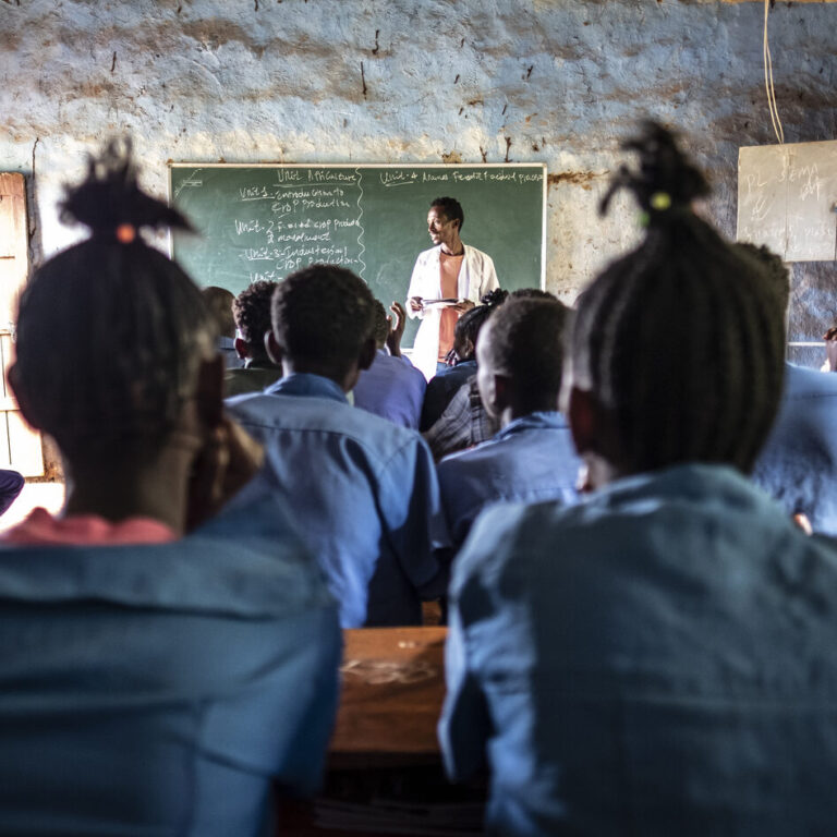 Zefano Hida Secondary School